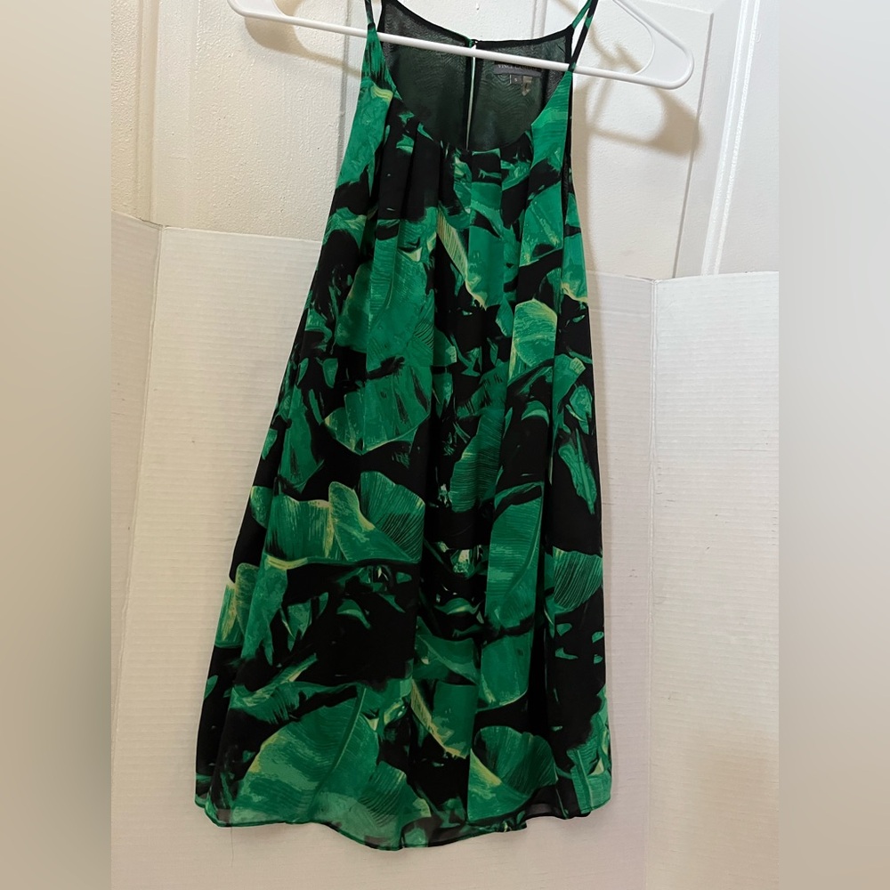 Vince Camuto Green Leaf long  Spaghetti Strap shirt